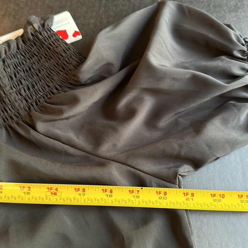 Off the Shoulder top. Black. Size Large. 3/4 length sleeves. - Picture 3 of 6